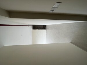 Furnished Amenities in 3.5 BHK Apartment at Sheth Auris Serenity Tower 2, Malad West – for Rent