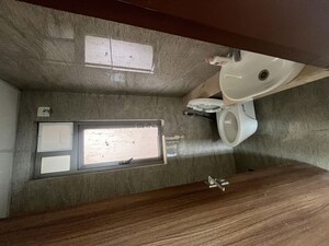 Furnished Amenities in 3.5 BHK Apartment at Sheth Auris Serenity Tower 2, Malad West – for Rent