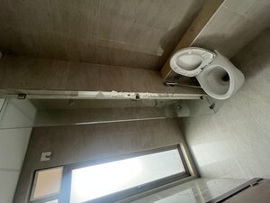 Furnished Amenities in 3.5 BHK Apartment at Sheth Auris Serenity Tower 2, Malad West – for Rent