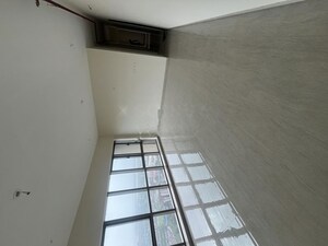 Staircase in 3.5 BHK Apartment at Sheth Auris Serenity Tower 2, Malad West – for Rent