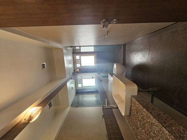 Attached Bathroom, santacruz west 3 Bedroom 1352 Sq.Ft. Apartment In Santacruz West Mumbai 10640176