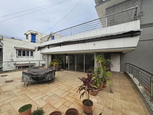3 BHK Apartment – Exterior View View at Santacruz West - for Sale