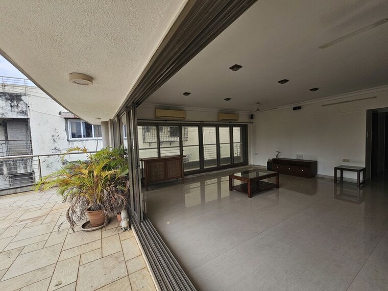 Living Room, santacruz west 3 Bedroom 1352 Sq.Ft. Apartment In Santacruz West Mumbai 10640176
