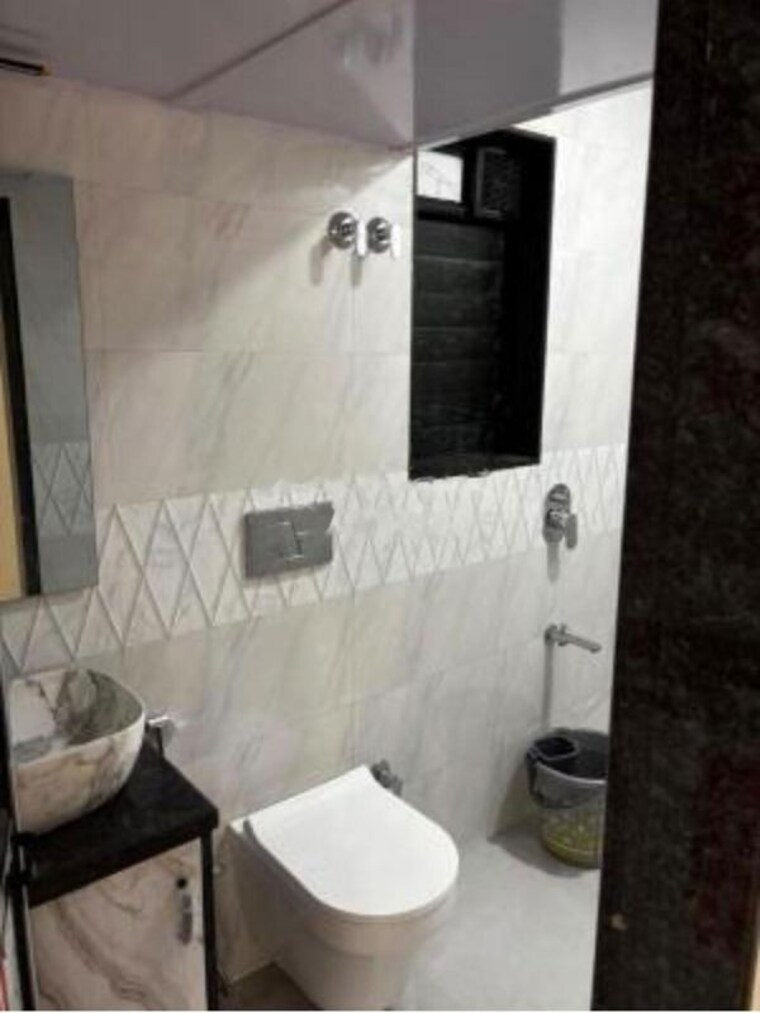 Bathroom, samarth-tanish 2 Bedroom 700 Sq.Ft. Apartment In Goregaon East Mumbai 10640217