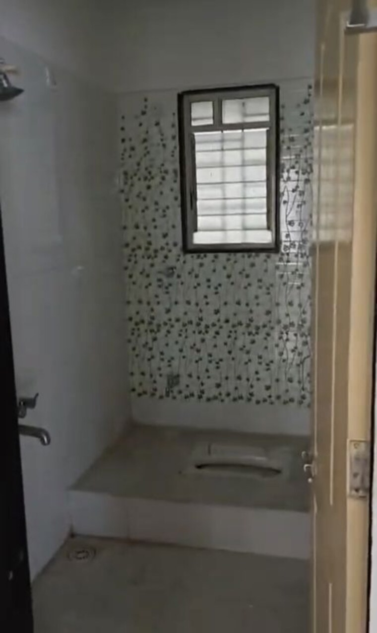 Bathroom, florina-apartments 2 Bedroom 809 Sq.Ft. Apartment In Erandwane Pune 10640173