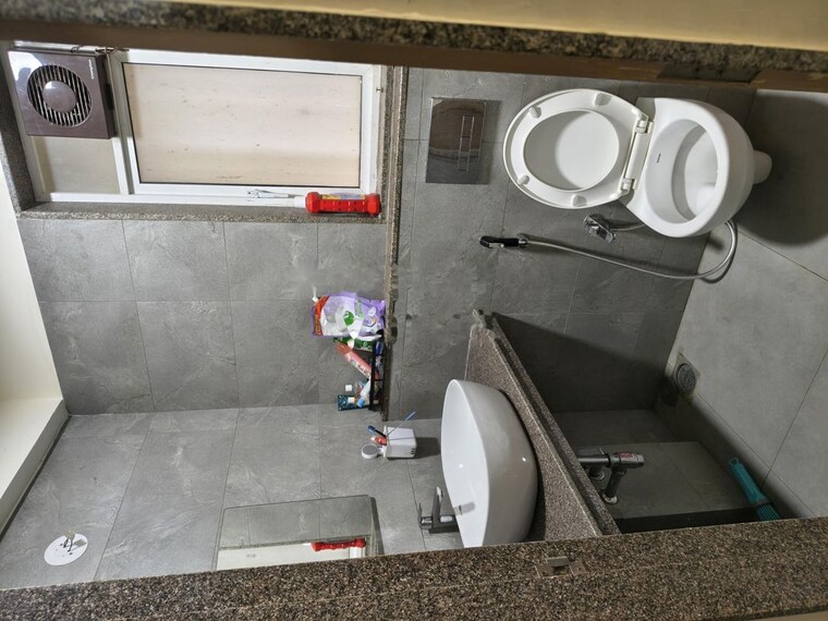  Parking, godrej-nest-kandivali 3 Bedroom 1200 Sq.Ft. Apartment In Kandivali East Mumbai 10640230