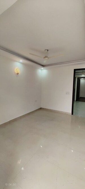 2 BHK Builder Floor For Rent in Chattarpur