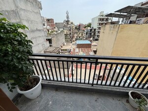 Balcony in 1 BHK Builder Floor at Palm Residency Chhatarpur, Chattarpur – for Rent