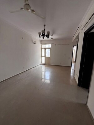 Room in 3 BHK Apartment at VVIP Mangal, Raj Nagar Extension – for Rent