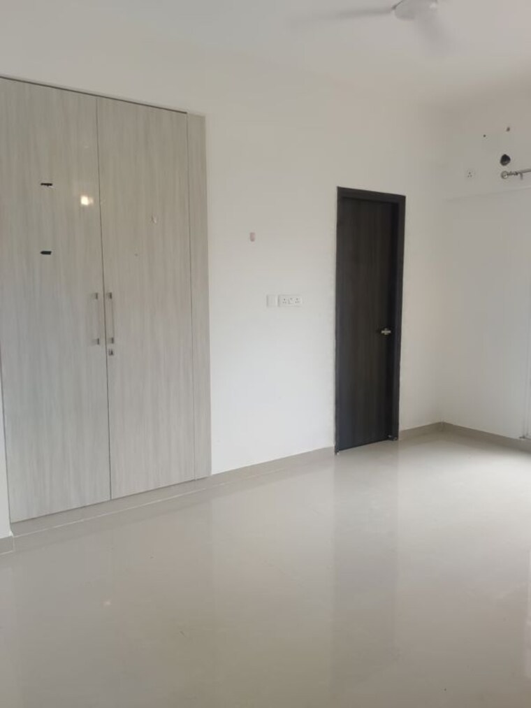 Room, shri-radha-aqua-garden 3 Bedroom 1500 Sq.Ft. Apartment In Sector 16b Greater Noida Greater Noida 10640298