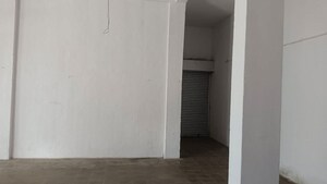 Room in  Showroom at Andheri Industrial Estate, Andheri West – for Rent