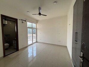 Bathroom in 4 BHK Apartment at Ansal Esencia - Sovereign Floors, Sector 67 – for Rent