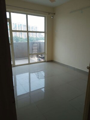 2 BHK Apartment For Rent in GLS Avenue 81, Sector 81