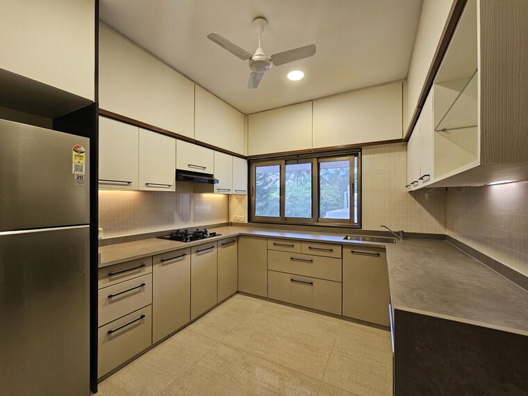 Kitchen, bandra west 3 Bedroom 1450 Sq.Ft. Apartment In Bandra West Mumbai 10640322