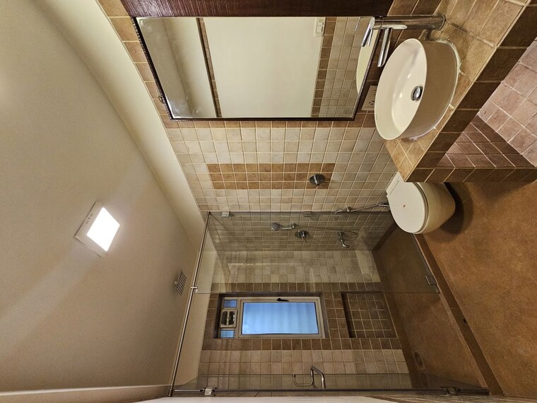 Bathroom, bandra west 3 Bedroom 1450 Sq.Ft. Apartment In Bandra West Mumbai 10640322