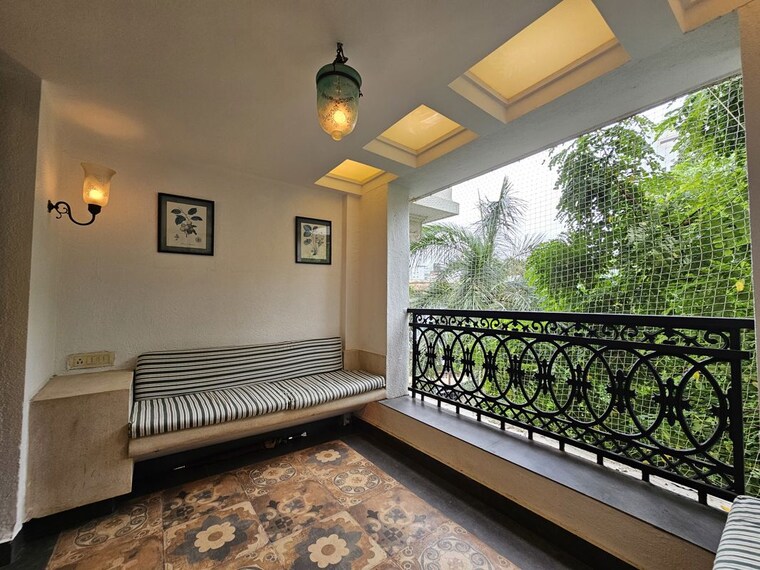 Balcony, bandra west 3 Bedroom 1450 Sq.Ft. Apartment In Bandra West Mumbai 10640322