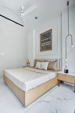 Bedroom in 4 BHK Apartment at Courtyard Primero, Gotri – for Sale