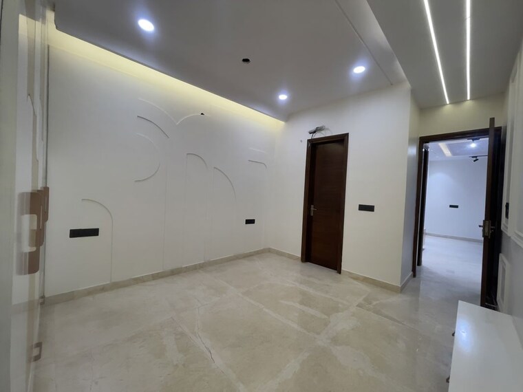 Room, rohini sector 25 3 Bedroom 800 Sq.Ft. Builder Floor In Rohini Sector 25 Delhi 10640333
