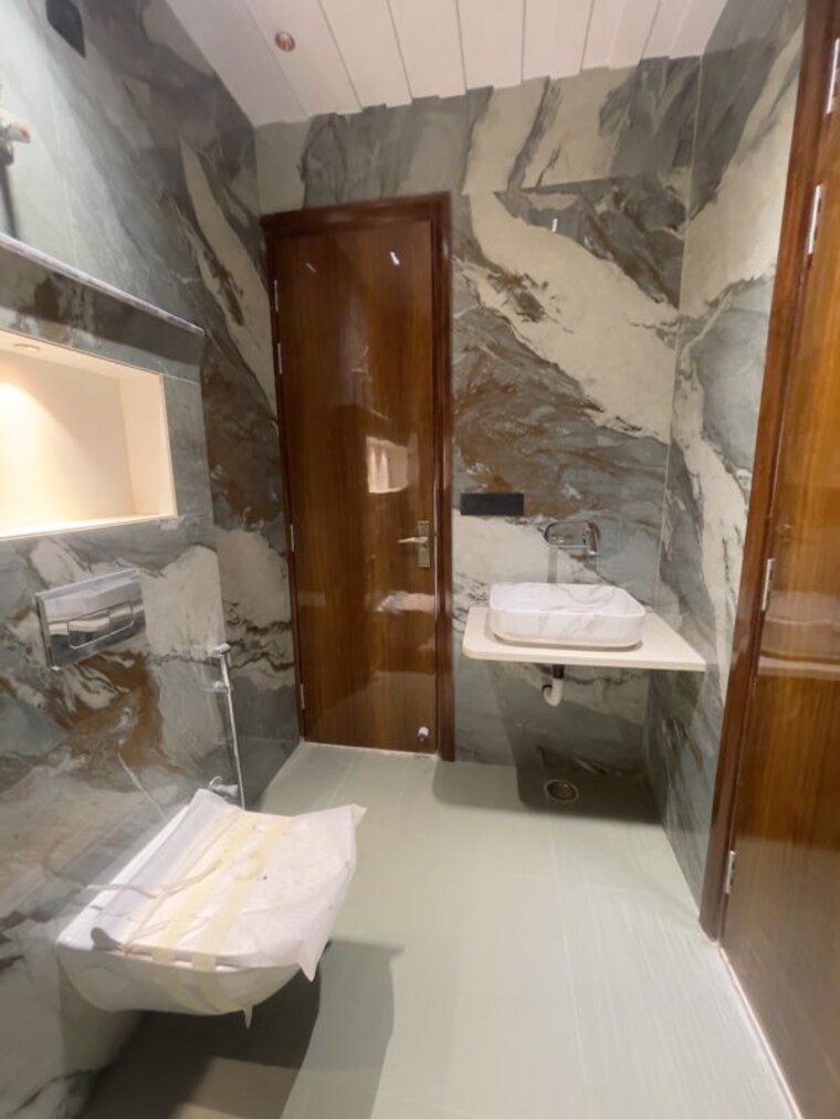 Kitchen, rohini sector 25 3 Bedroom 800 Sq.Ft. Builder Floor In Rohini Sector 25 Delhi 10640333