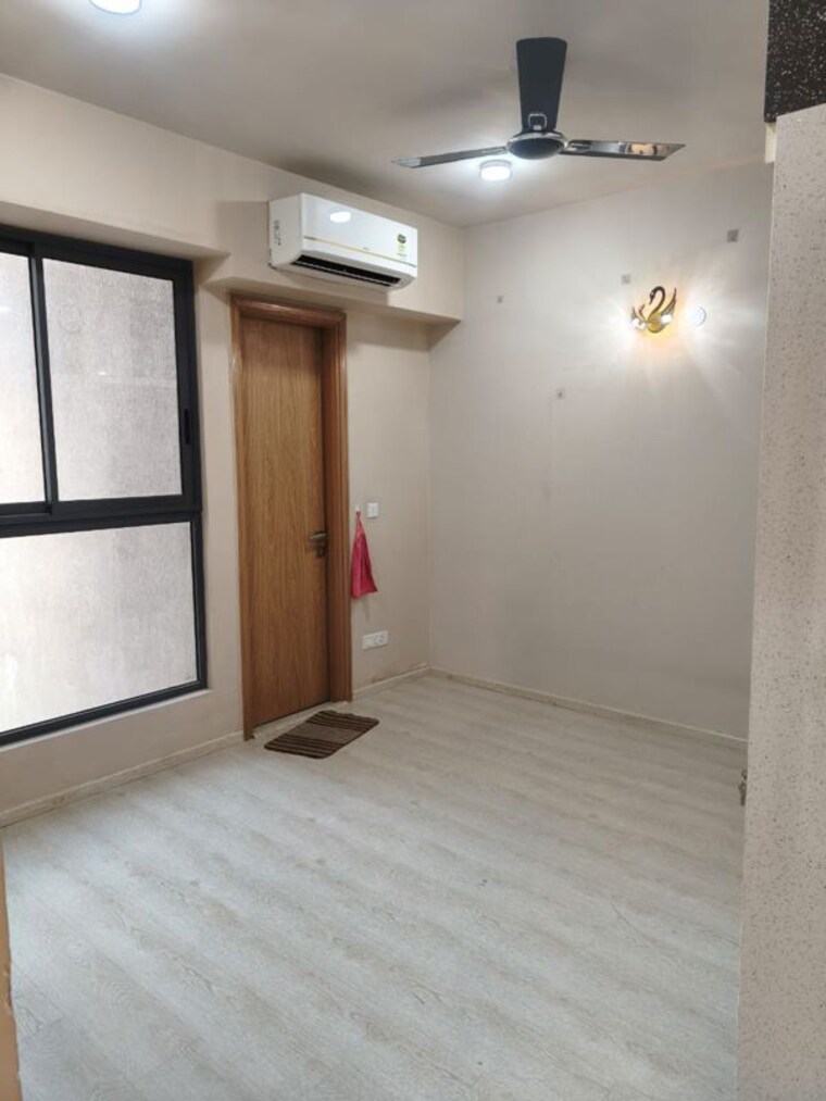 Room, m3m-heights 3.5 Bedroom 2050 Sq.Ft. Apartment In Sector 65 Gurgaon 10640372