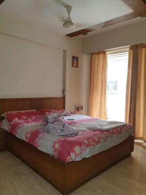 Bedroom in 4 BHK Apartment at Gym View, Khar West – for Rent