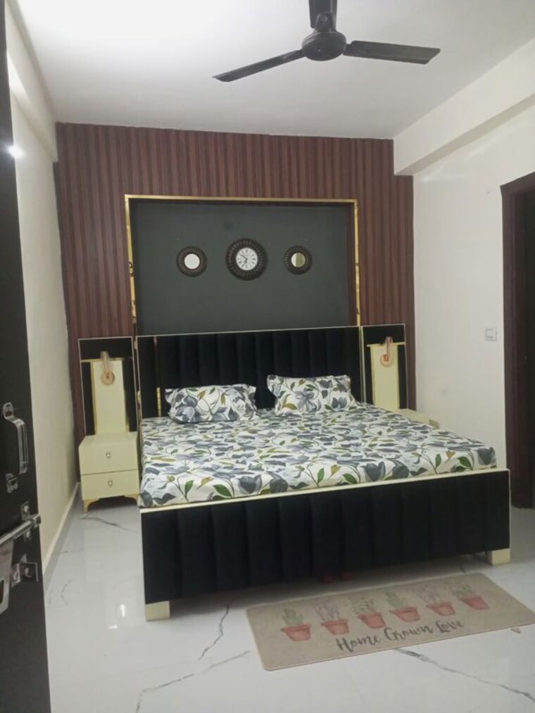 Bedroom, mahadev-apartments-noida 3 Bedroom 1450 Sq.Ft. Apartment In Sector 73 Noida 10640400