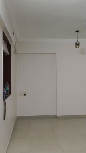 Living Room in 3 BHK Apartment at Chembur – for Rent