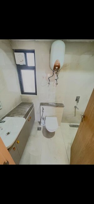 Bathroom in 3.5 BHK Apartment at M3M Heights, Sector 65 – for Rent