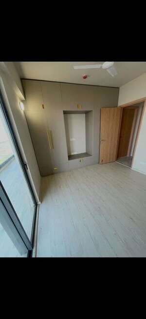 Room in 3.5 BHK Apartment at M3M Heights, Sector 65 – for Rent