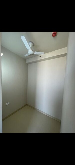 Utility Room in 3.5 BHK Apartment at M3M Heights, Sector 65 – for Rent