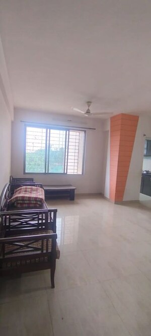 Room in  Pg at Vijay Vatika, Kavesar – for Rent