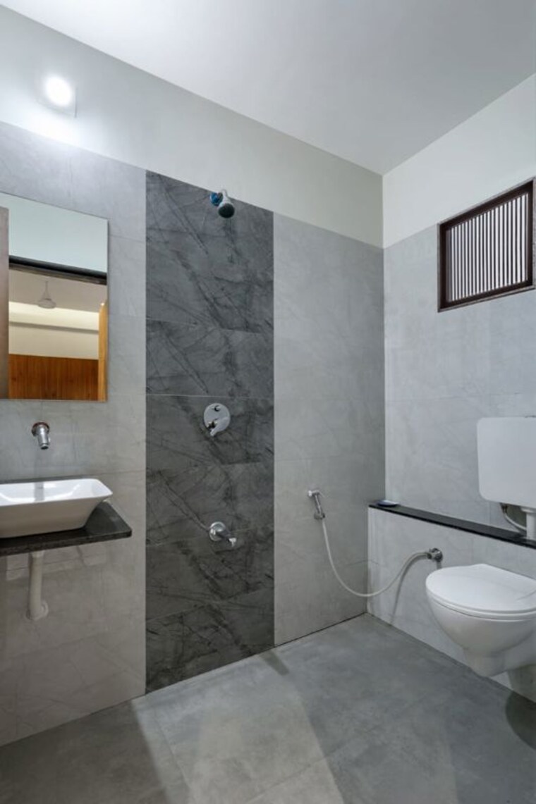 Bathroom, samanvay-splendid 3 Bedroom 805 Sq.Ft. Apartment In Sevasi Vadodara 10640397