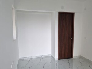 Room in 2 BHK Apartment at Raymond Ten X Habitat, Pokhran Road No Two – for Rent