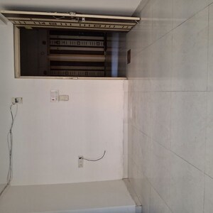 Room in 1 BHK Apartment at Krishna Residency Ghansoli, Ghansoli – for Rent