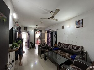 Living Room in 2.5 BHK Apartment at Uninav Heights Phase I, Raj Nagar Extension – for Rent