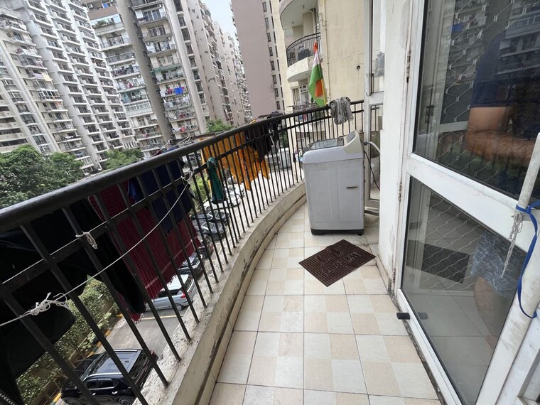 Balcony, uninav-heights-phase-i 2.5 Bedroom 1250 Sq.Ft. Apartment In Raj Nagar Extension Ghaziabad 10640446