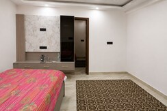 1 BHK Builder Floor For Rent in Bhola Nath Nagar