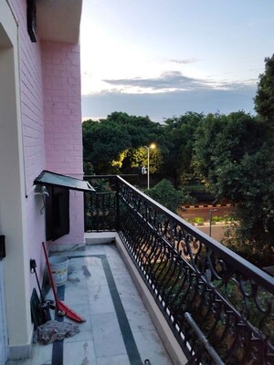 Balcony in 2 BHK Builder Floor at Sector 20 – for Rent