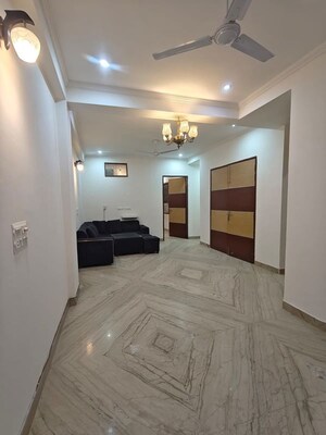 2 BHK Apartment For Rent in Saket