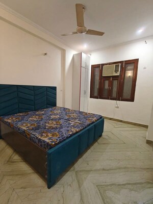 Bedroom in 2 BHK Apartment at Saket – for Rent