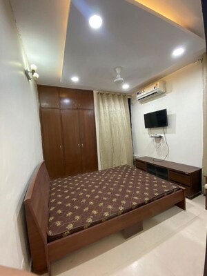 Master Bedroom in 3 BHK Builder Floor at Kailash Colony – for Sale