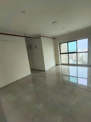 Room in 2 BHK Apartment at Sheth Auris Bliss, Malad West – for Rent