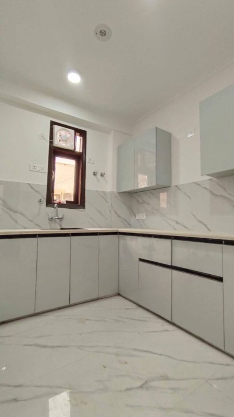 Kitchen, saket 1 Bedroom 700 Sq.Ft. Apartment In Saket Delhi 10640559