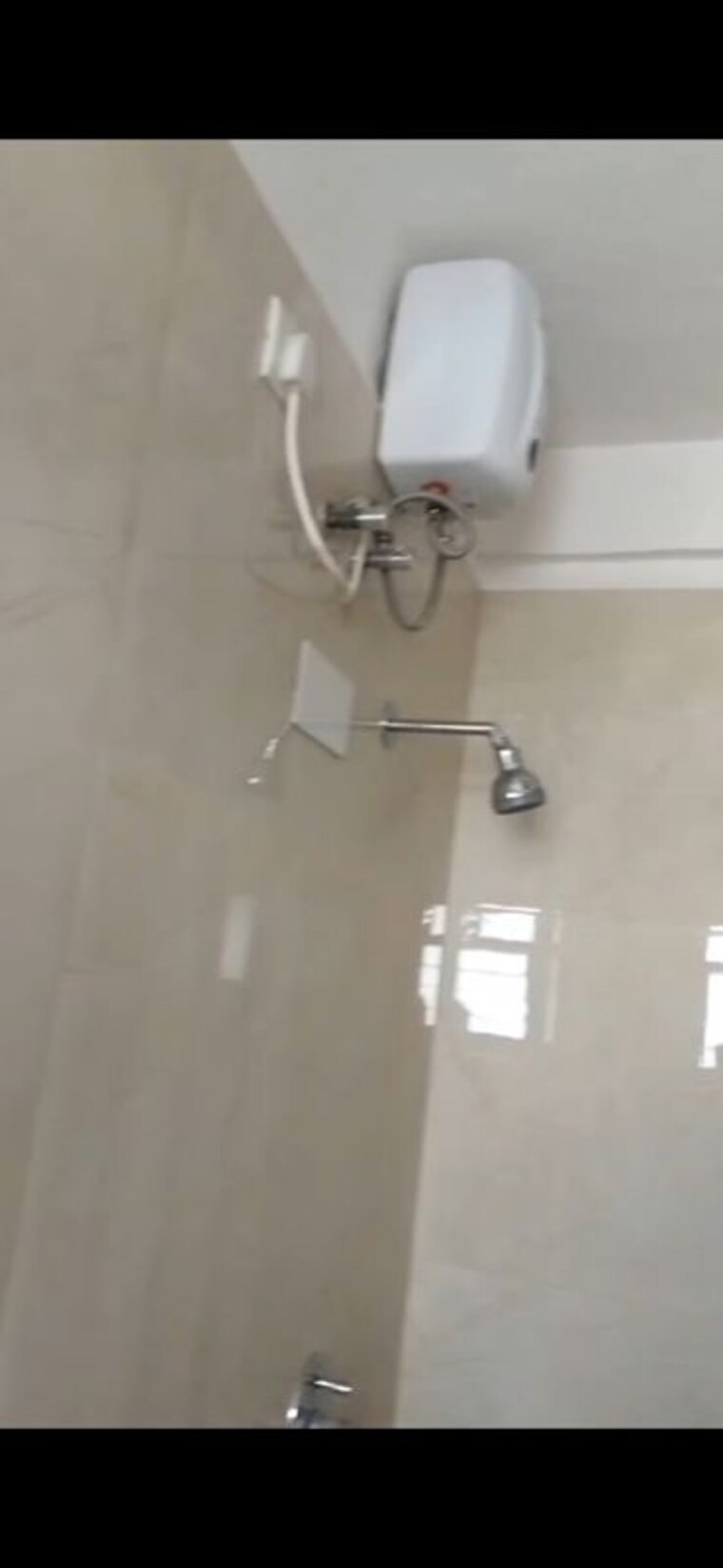 Bathroom, usha-kunj-apartment  700 Sq.Ft. Apartment In Juhu Mumbai 10640538