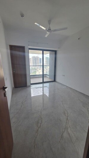 Room in 3 BHK Apartment at Majestique Signature Towers, Balewadi – for Rent