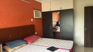 Bedroom in 2 BHK Apartment at Chembur – for Rent