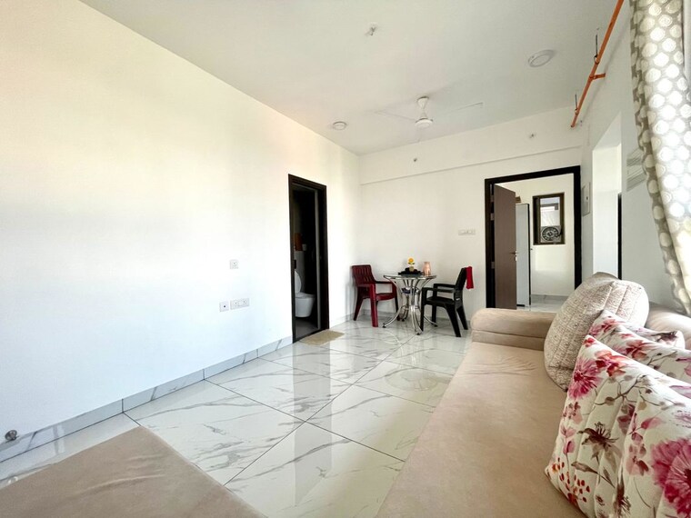 Bedroom, damji-shamji-mahavir-vista-point 2 Bedroom 713 Sq.Ft. Apartment In Pokhran Road No Two Thane 10640572