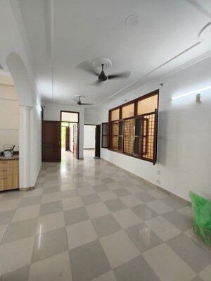 3 BHK Apartment For Rent in Unitech Infospace, Sector 21