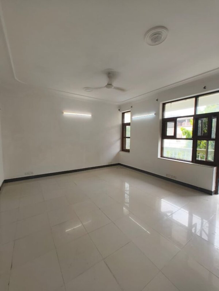 Room, unitech-infospace 3 Bedroom 520 Sq.Ft. Apartment In Sector 21 Gurgaon 10640576