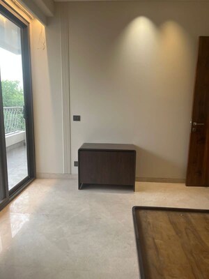 Room in 3 BHK Builder Floor at Rajouri Garden – for Rent